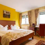 Garni Poelzl فندق دويتشلاندزبرغ