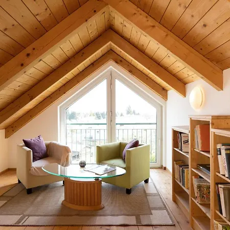 Hotel Garni Poelzl 4*