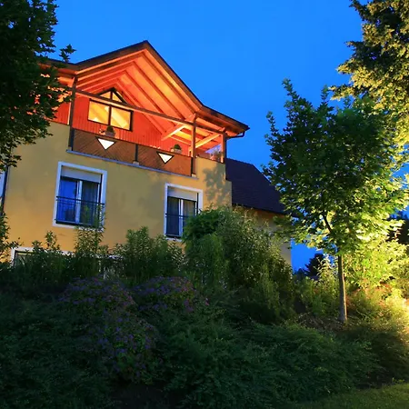 Garni Poelzl Hotel 4*