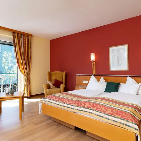 Garni Poelzl 4*