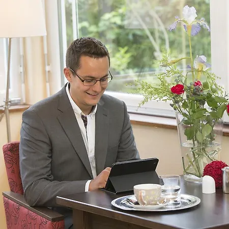 Garni Poelzl Hotel 4*