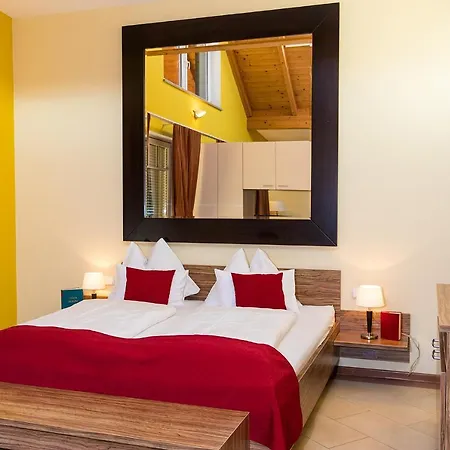 Hotel Garni Poelzl