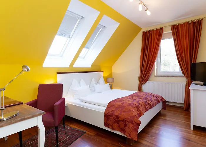 Garni Poelzl Hotel 4*